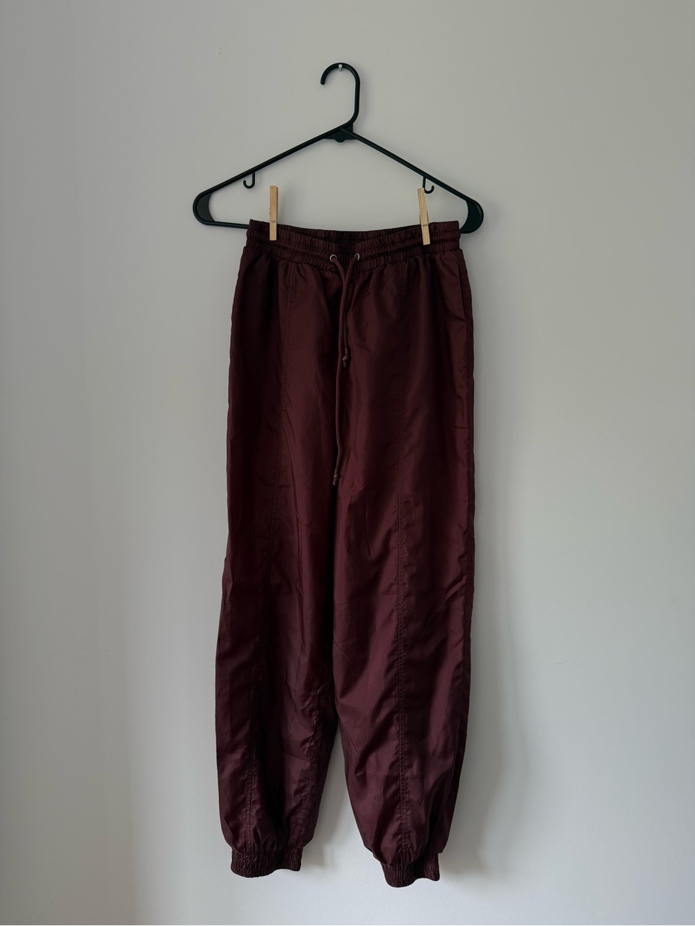 Frank & Oak Women's Burgundy Track Joggers